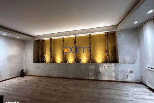 Apartament 3 camere decomandat parter